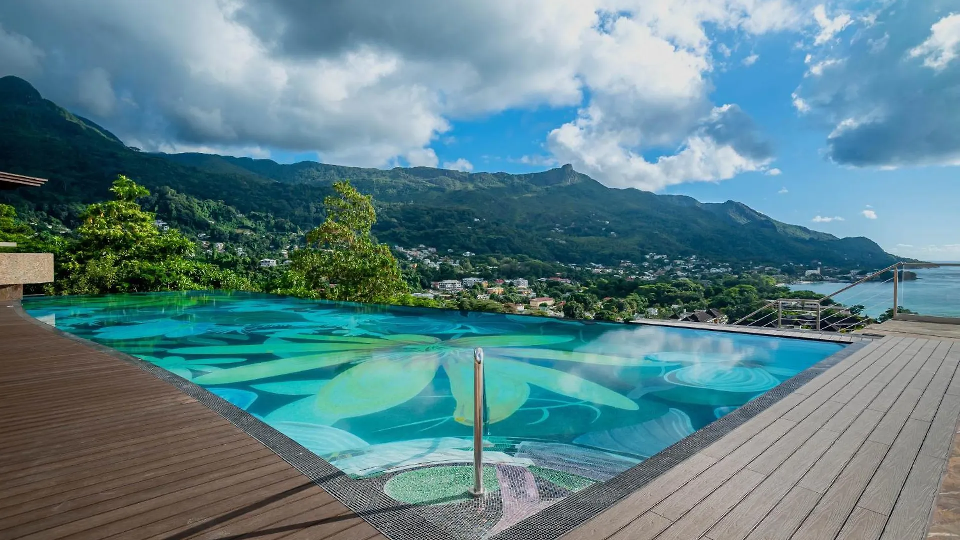 Garden Hill Resort & Spa Beau Vallon