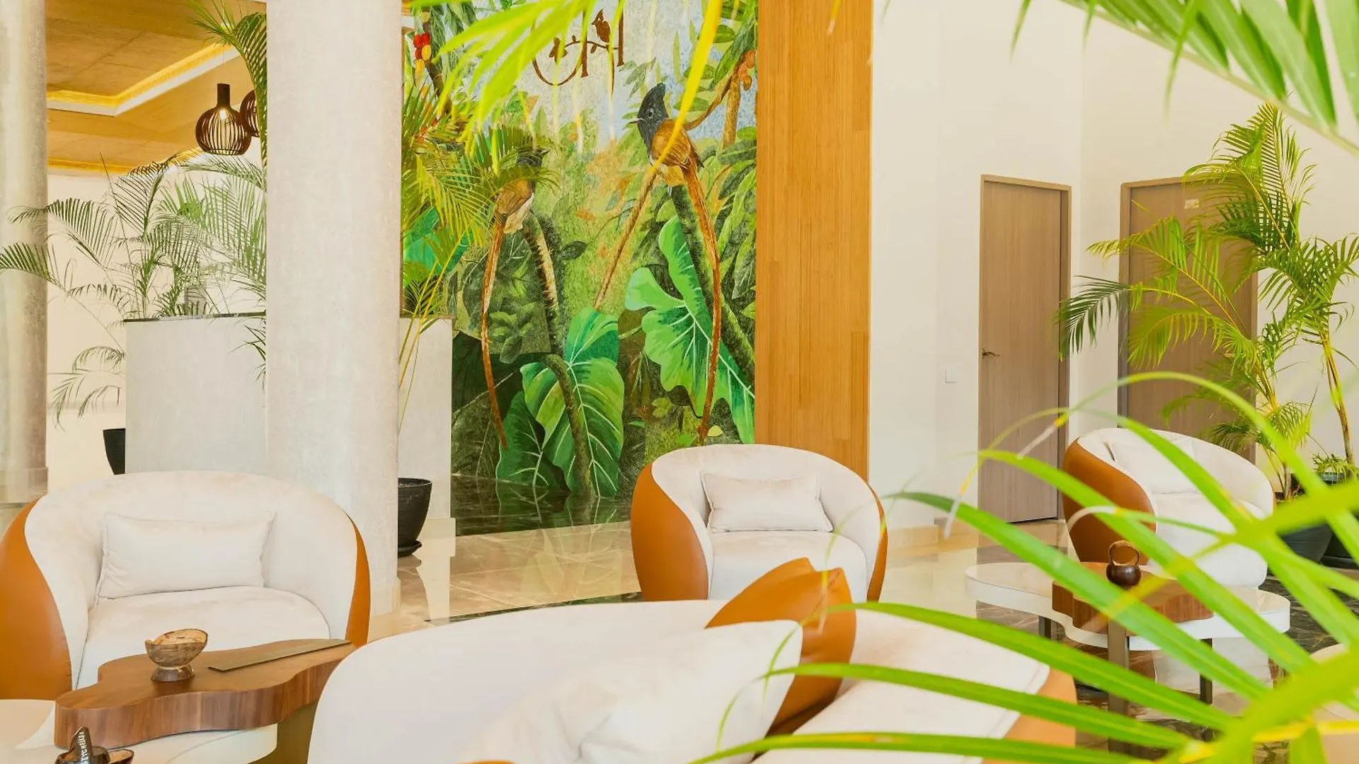 Garden Hill Resort & Spa Beau Vallon   Beau Vallon (Mahe)