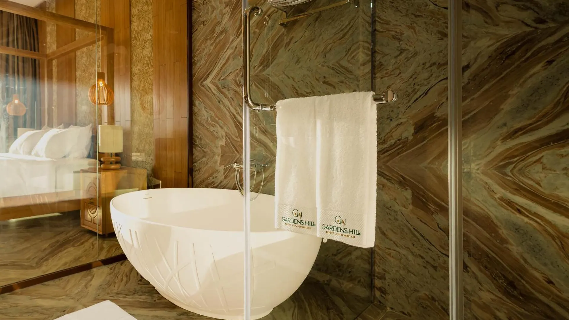 Garden Hill Resort & Spa Beau Vallon  Seychely