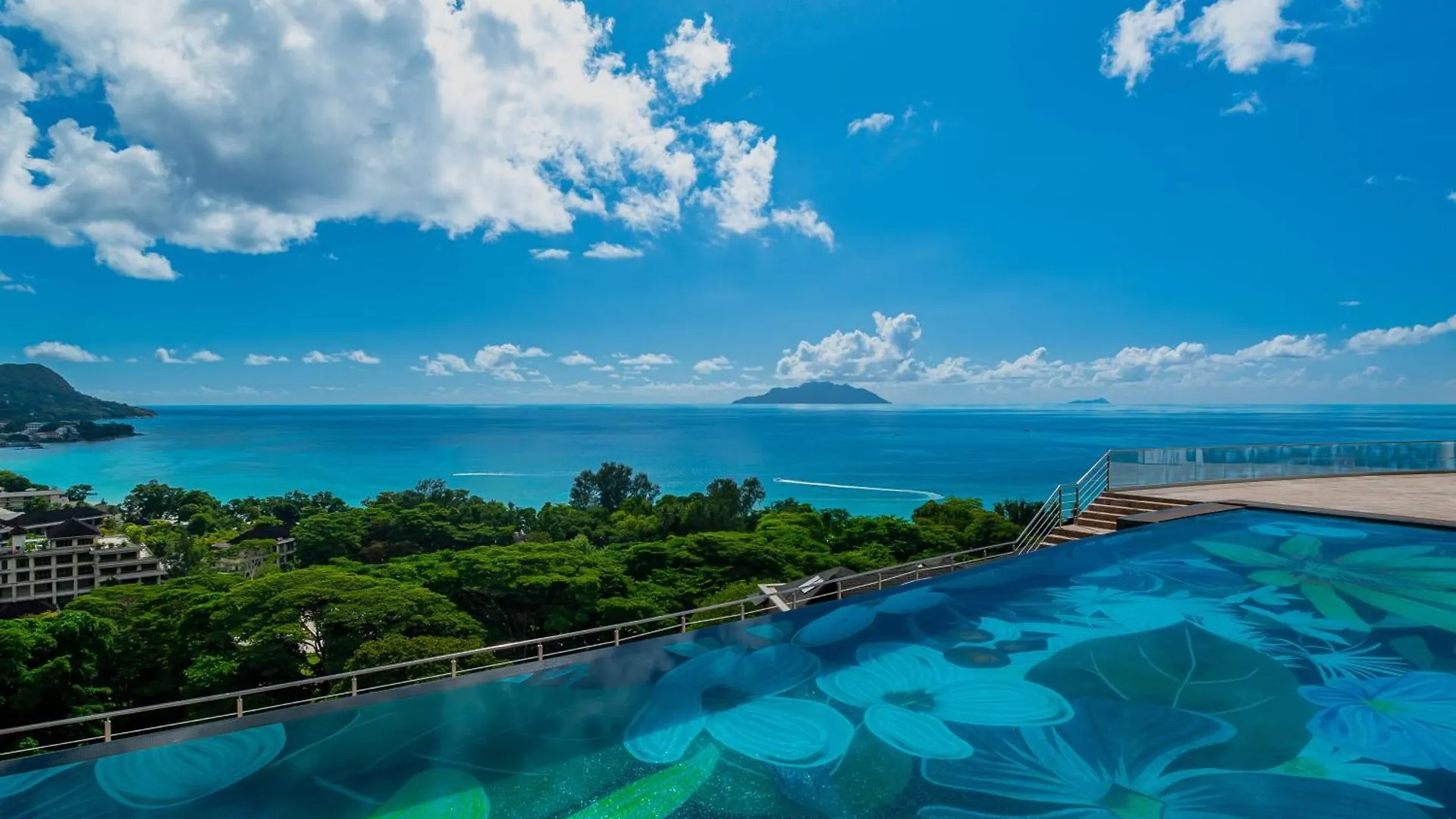 Garden Hill Resort & Spa Beau Vallon